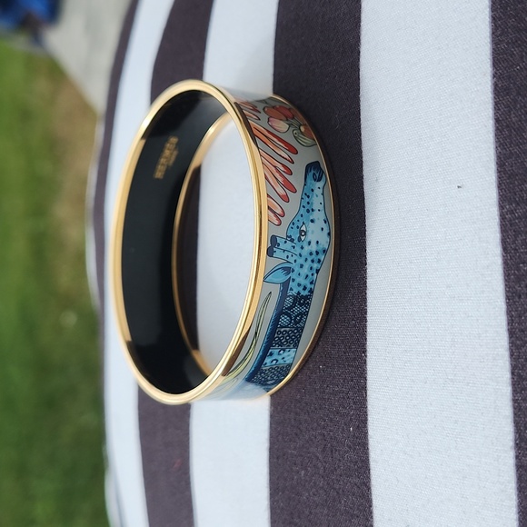 Hermes Palladium Plated Giraffe Romantique Enamel Bangle (Authentic Pre-Owned) - Picture 2 of 4